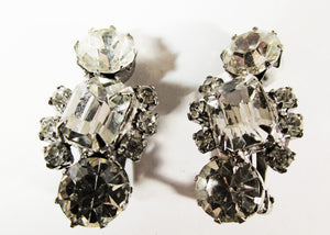 Beautiful 1950s Mid-Century Eye-Catching Sparkling Diamante Earrings - Front