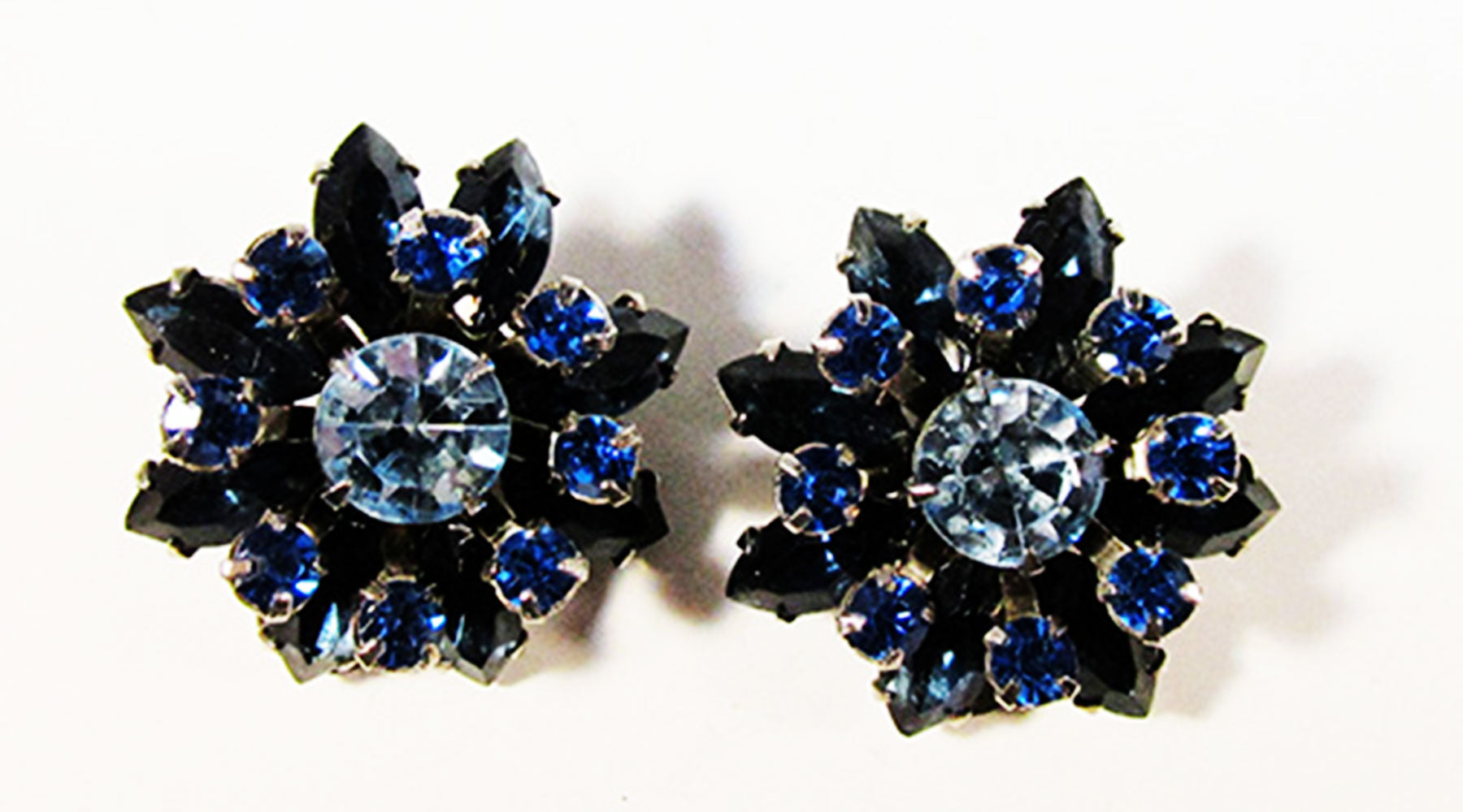 Beautiful 1950s Mid-Century Vintage Sapphire Diamante Earrings - Front
