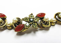 Florenza Vintage Jewelry 1950s Floral Diamante and Pearl Bracelet - Close Up - Thumbnail
