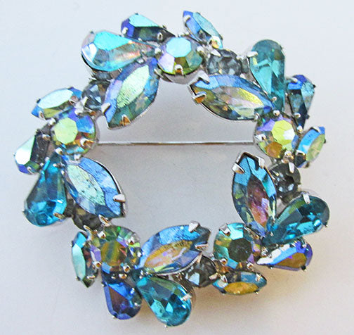 Weiss Vintage 1950s Superb Mid Century Blue Floral Wreath Pin