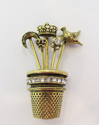 Jeanne Vintage Mid Century 1950s Charming Umbrella Stand Pin - Thumbnail
