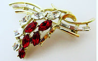 11 W 30 St (Dodds) Rare Mid-Century Diamante Floral Pin - Thumbnail