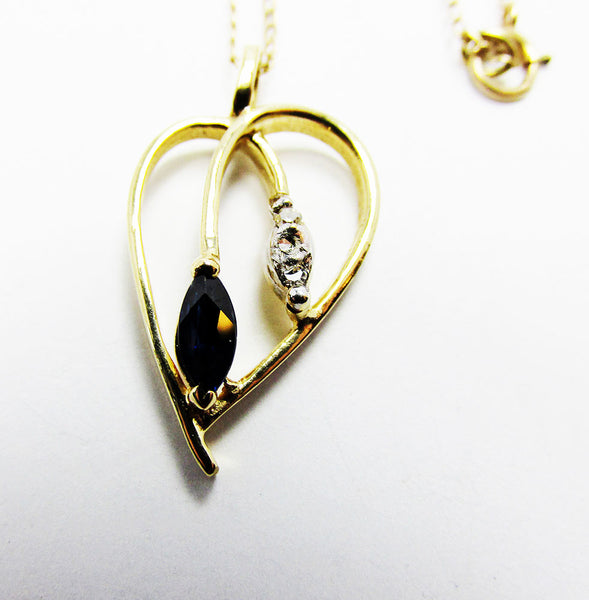 Delicate Vintage 1970s Contemporary Style Sapphire Diamante Pendant - Close Up