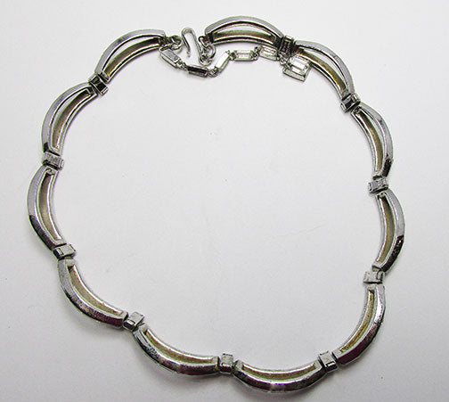 Trifari Vintage 1950s Mid Century Exquisite Scalloped Signature Necklace