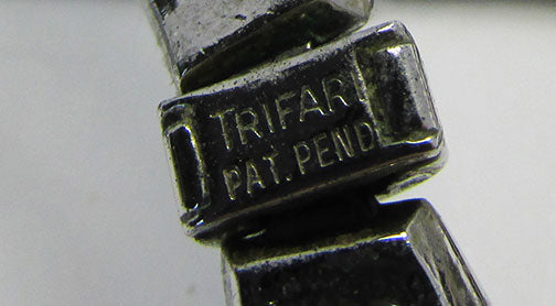 Trifari Vintage 1950s Mid Century Exquisite Scalloped Signature Necklace