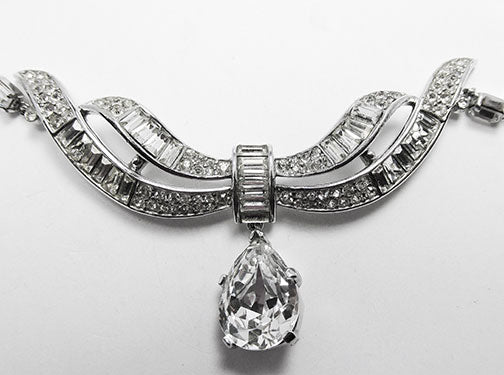 Crown Trifari Vintage  Stunning Mid Century 1950s Drop Necklace