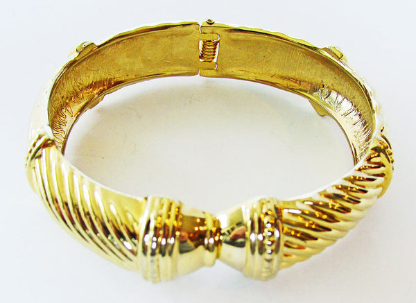 Vintage 1960s Mid-Century Contemporary Style Gold Cuff Bracelet - Front