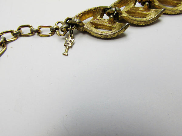 Vintage 1960s Mid-Century Trifari Designer Gold Tone Leaf Necklace - Mark