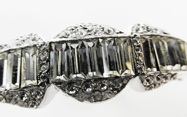Striking 1950s Mid-Century Sparkling Geometric Diamante Cuff Bracelet - Close Up