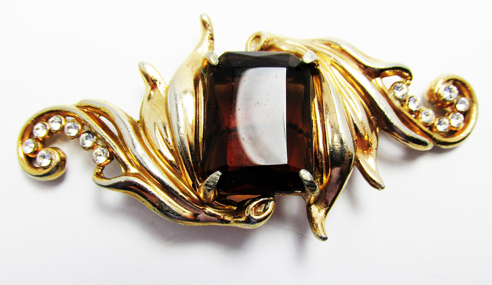 Vintage 1940s Magnificent Mid-Century Sparkling Diamante Pin - Front