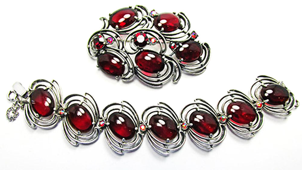 Rare Schiaparelli 1950s Designer Vintage Jewelry Bracelet and Pin Set - Front