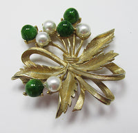 Sarah Coventry Vintage 1960s Mint Jade and Pearl Floral Bouquet Pin - Thumbnail