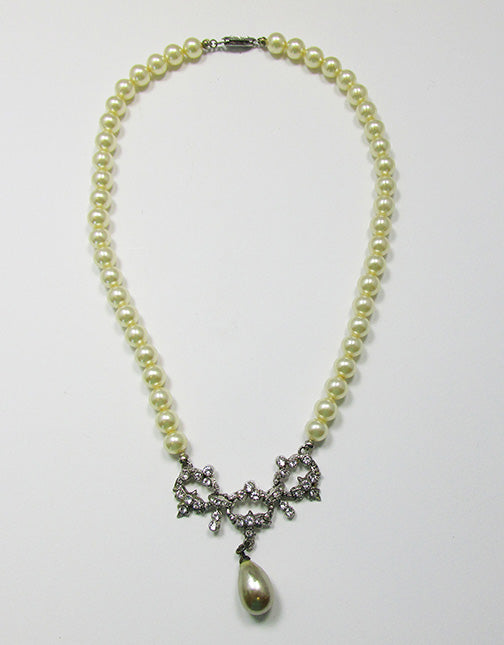 Deltah Vintage 1940s Elegant Pearl and Rhinestone Drop Necklace