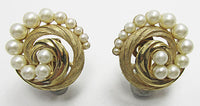Crown Trifari Vintage 1950s Elegant Mid Century Pearl Button Earrings - Thumbnail