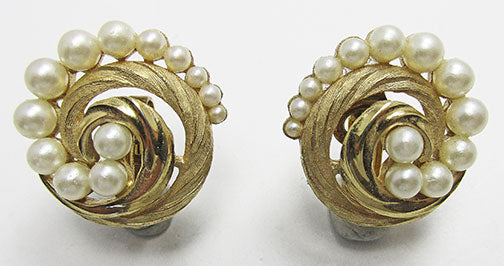 Crown Trifari Vintage 1950s Elegant Mid Century Pearl Button Earrings