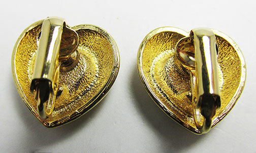Vintage Retro Eye-Catching Heart Button Earrings