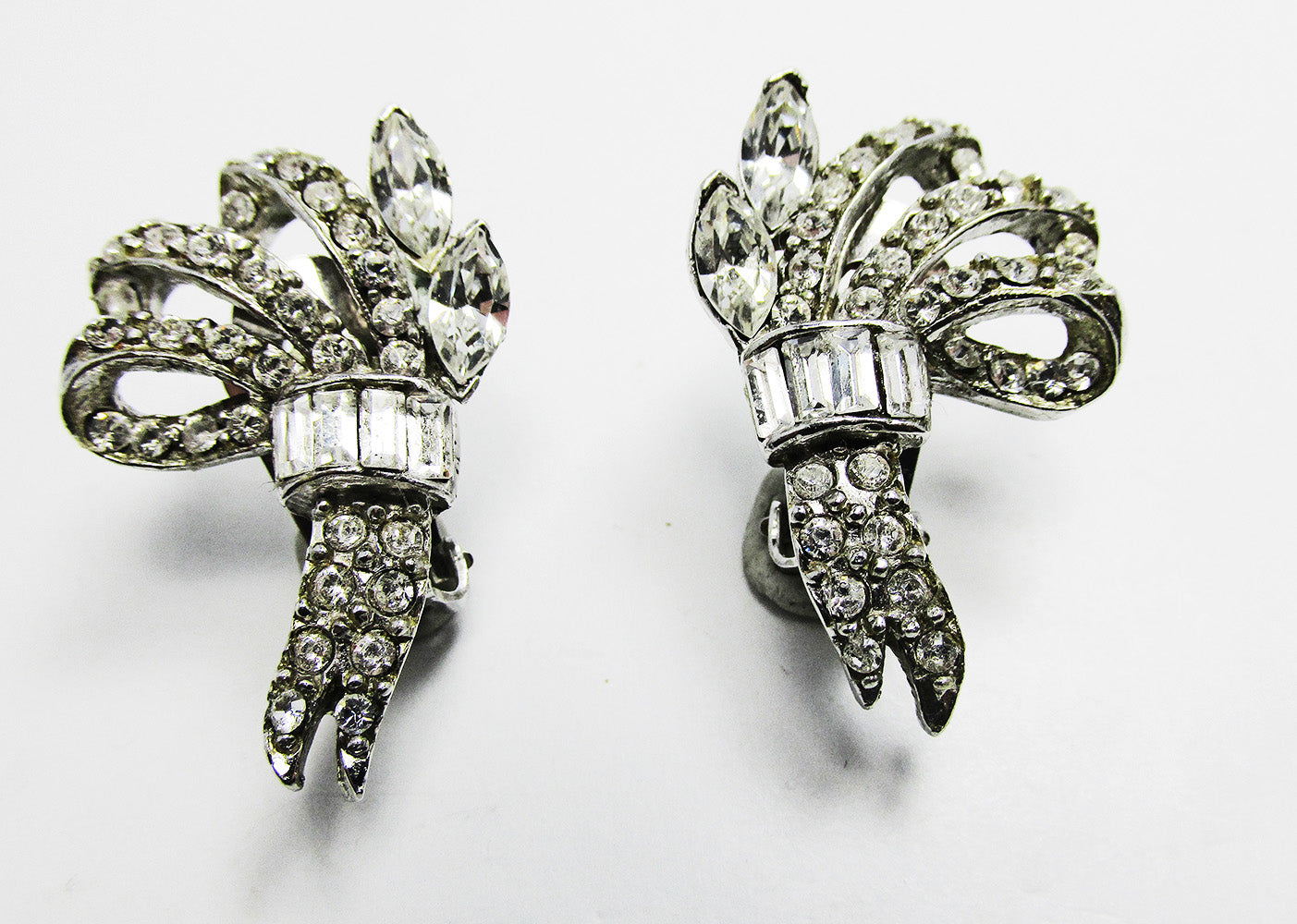 Signed Pell 1950s Designer Mid-Century Diamante Floral Earrings - Front