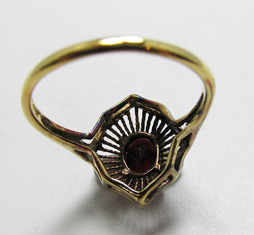 Beautiful Vintage Retro Sterling Contemporary Style Gemstone Ring
