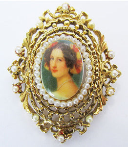 Art Vintage Mid Century 1950s Delightful Pearl Portrait Pin