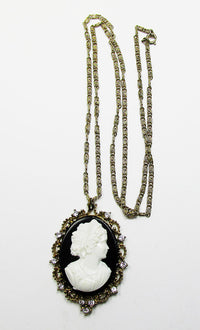 Charming 1950s Vintage Mid-Century Cameo and Diamante Pendant - Front - Thumbnail