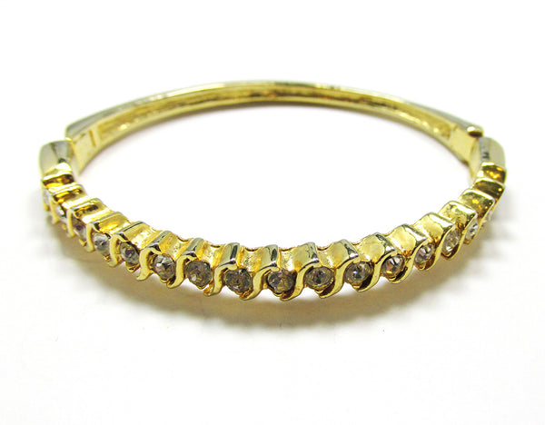 1970s Vintage Sparkling Eye-Catching Diamante Bangle Style Bracelet - Front