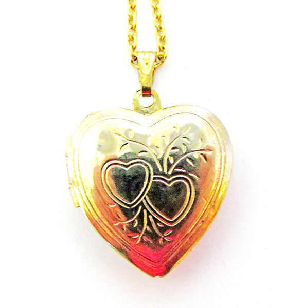 Vintage 1950s Jewelry Mid-Century Classic Gold Engraved Heart Locket - Close Up