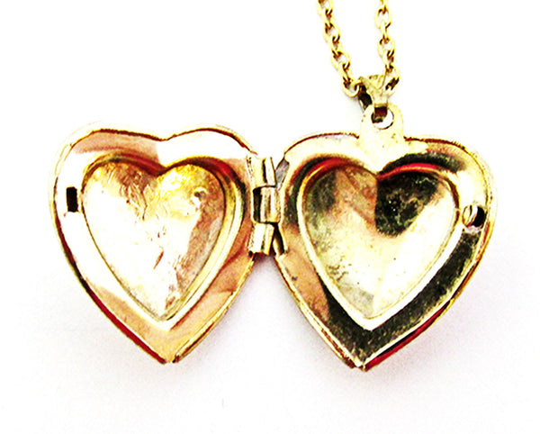 Vintage 1950s Jewelry Mid-Century Classic Gold Engraved Heart Locket - Close Up