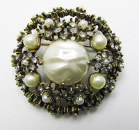Jeanne Vintage Gorgeous 1950s Rhinestone and Pearl Dome Pin - Thumbnail