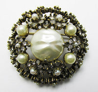 Jeanne Vintage Gorgeous 1950s Rhinestone and Pearl Dome Pin - Thumbnail
