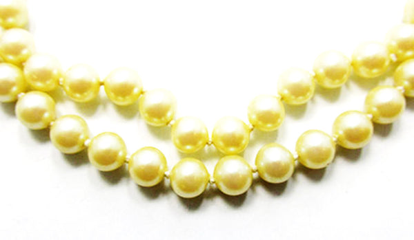 Vintage 1950s Jewelry Lovely Mid-Century Double Strand Pearl Necklace - Close Up