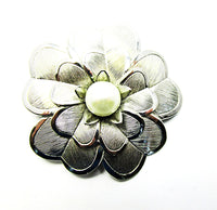 Lieba Vintage Jewelry 1970s Eye-Catching Silver and Pearl Scarf Clip - Front - Thumbnail