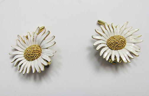 Marvella Vintage 1950s Eye-Catching Enameled Daisy Floral Button Earrings