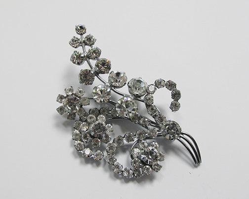 Vintage Retro 1940s Delicate Floral Bouquet Pin