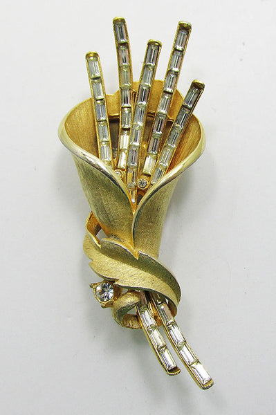 Trifari Vintage Mid Century 1950s Beautiful Rhinestone Floral Pin