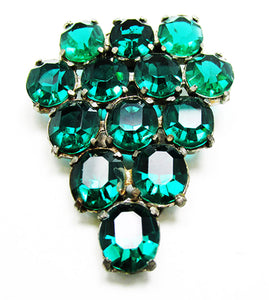 1930s Vintage Jewelry Striking Art Deco Emerald Diamante Dress Clip - Front